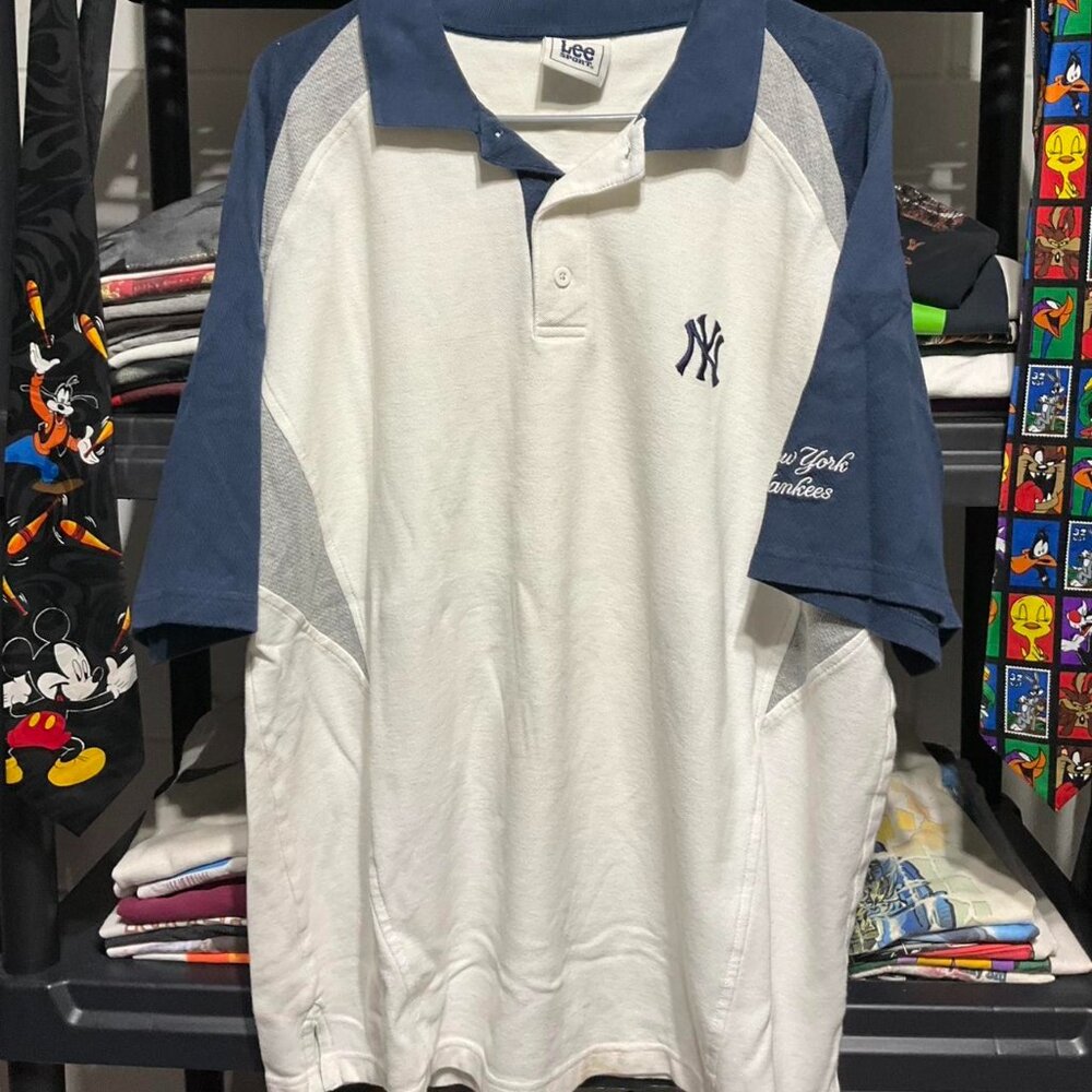 Vintage Y2K New York Yankees polo shirt